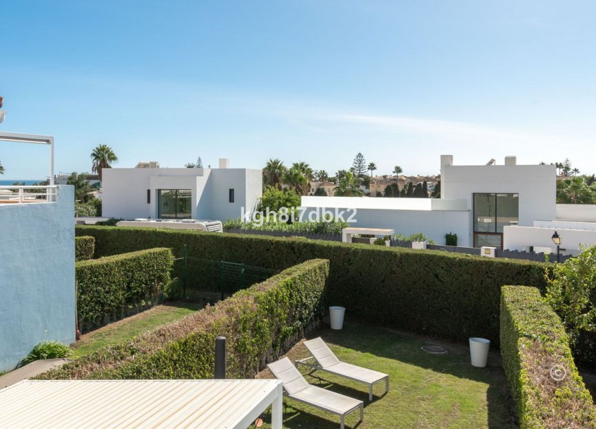 Resale - House - Townhouse - Estepona - Estepona Centro