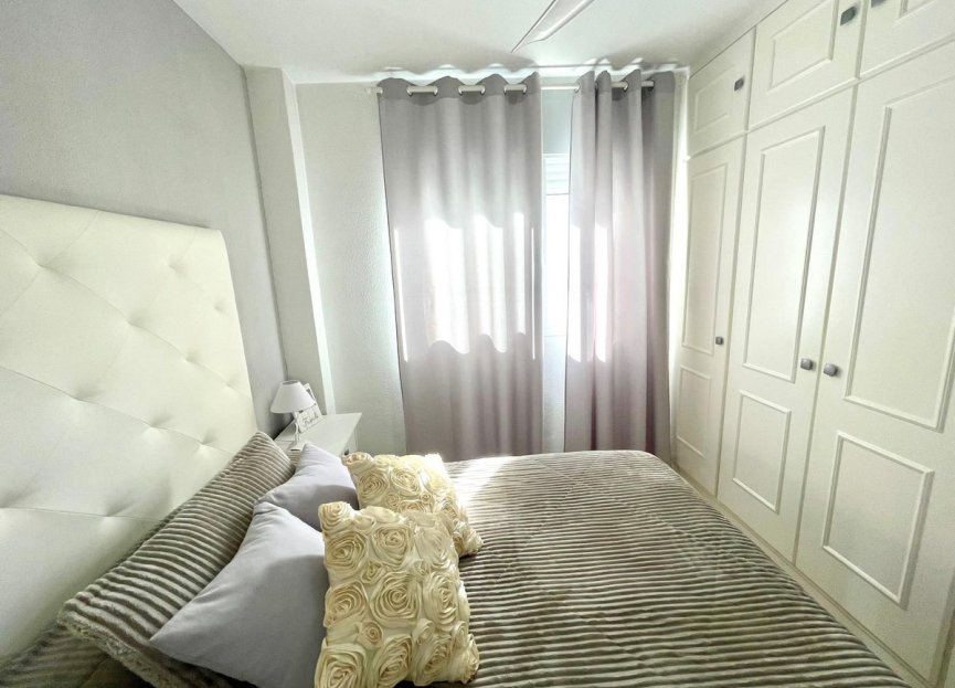 Resale - Apartment - Middle Floor Apartment - Fuengirola - Fuengirola Centro