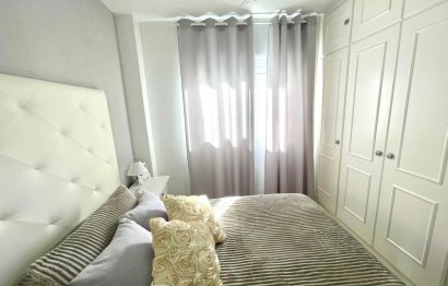 Resale - Apartment - Middle Floor Apartment - Fuengirola - Fuengirola Centro