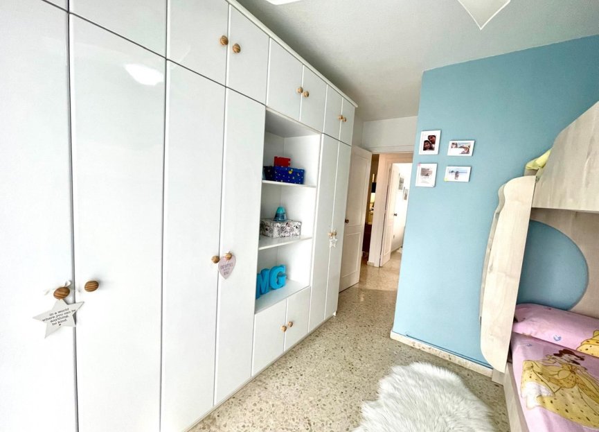 Resale - Apartment - Middle Floor Apartment - Fuengirola - Fuengirola Centro