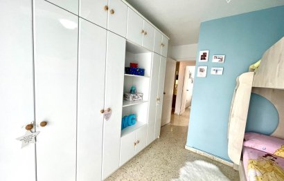 Resale - Apartment - Middle Floor Apartment - Fuengirola - Fuengirola Centro