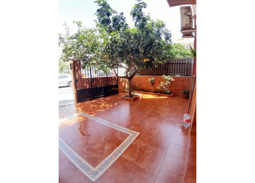 Resale - House - Townhouse - Fuengirola - Fuengirola Centro