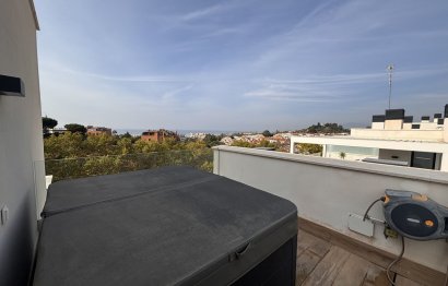 Resale - Apartment - Penthouse Duplex - Marbella