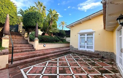 Reventa - House - Detached Villa - Marbella - Elviria