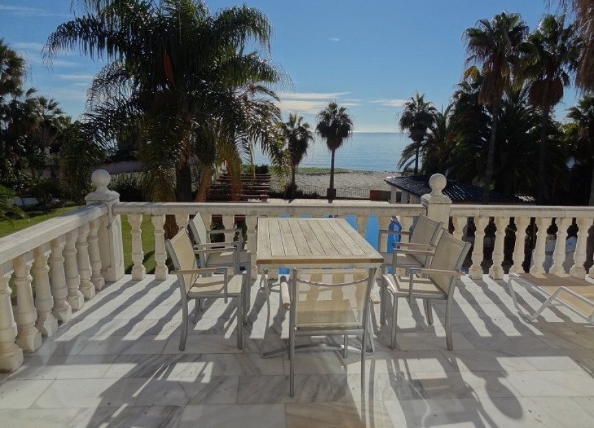 Reventa - House - Detached Villa - Estepona - Estepona Centro