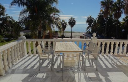 Resale - House - Detached Villa - Estepona - Estepona Centro