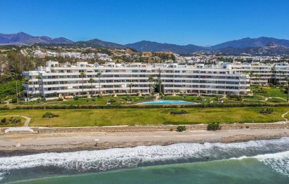 Resale - Apartment - Middle Floor Apartment - Estepona - Estepona Centro