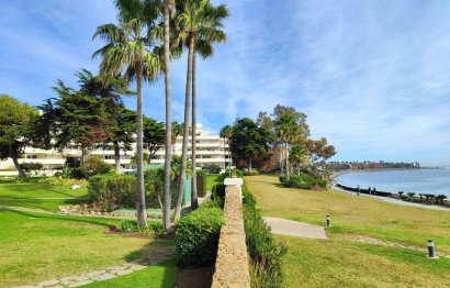 Resale - Apartment - Middle Floor Apartment - Estepona - Estepona Centro