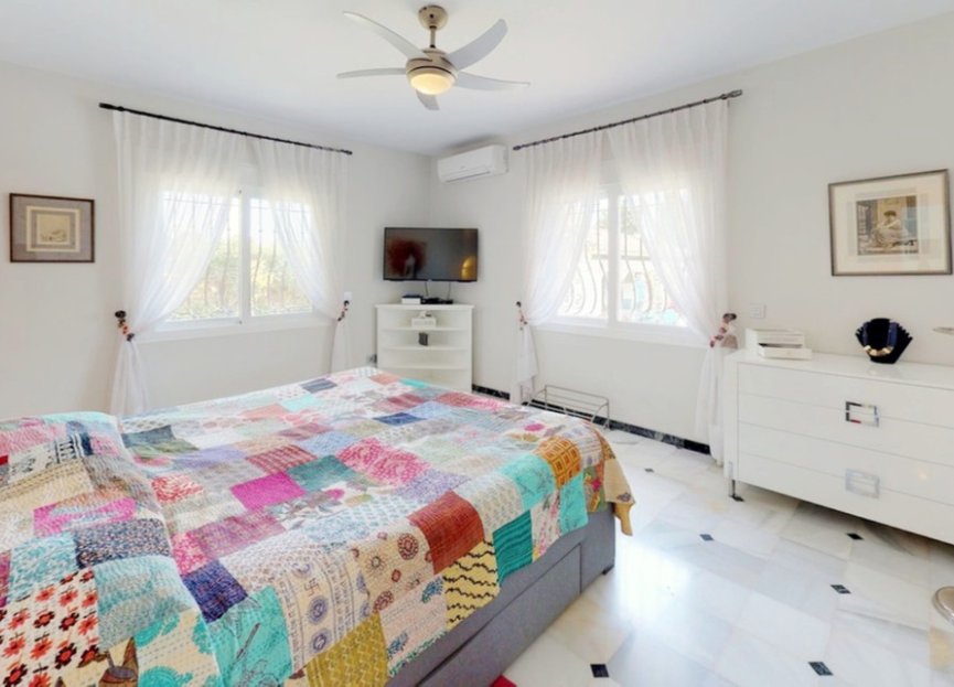 Resale - House - Detached Villa - Marbella - Marbella Centro