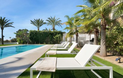 Resale - House - Detached Villa - Marbella - Hacienda Las Chapas