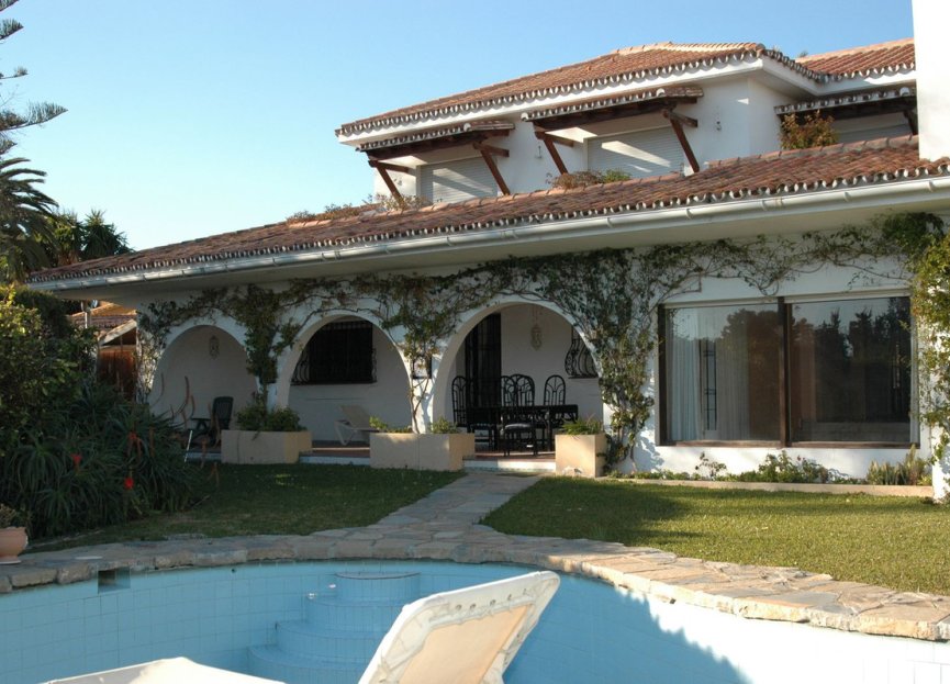 Reventa - House - Detached Villa - Estepona - Estepona Centro