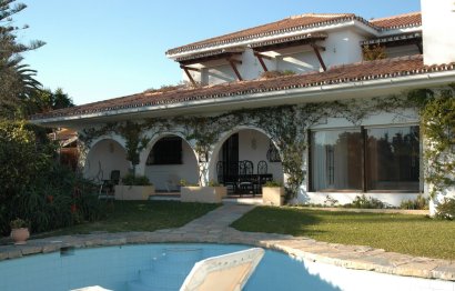 Resale - House - Detached Villa - Estepona - Estepona Centro