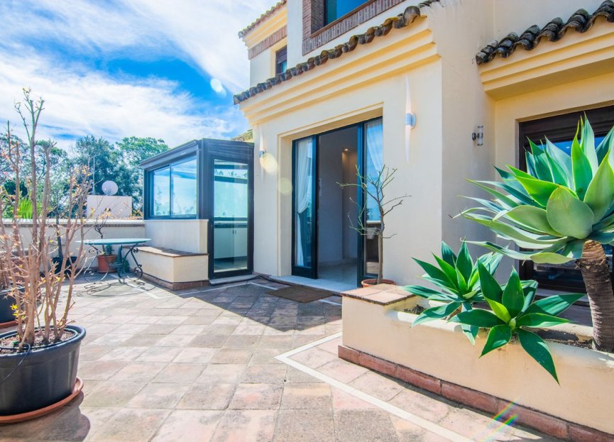 Reventa - House - Semi-Detached House - Marbella - La Mairena