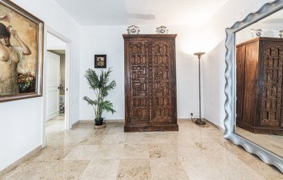 Resale - Apartment - Middle Floor Apartment - Marbella - Guadalmina Alta