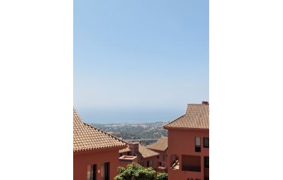 Resale - Apartment - Middle Floor Apartment - Mijas - Calahonda