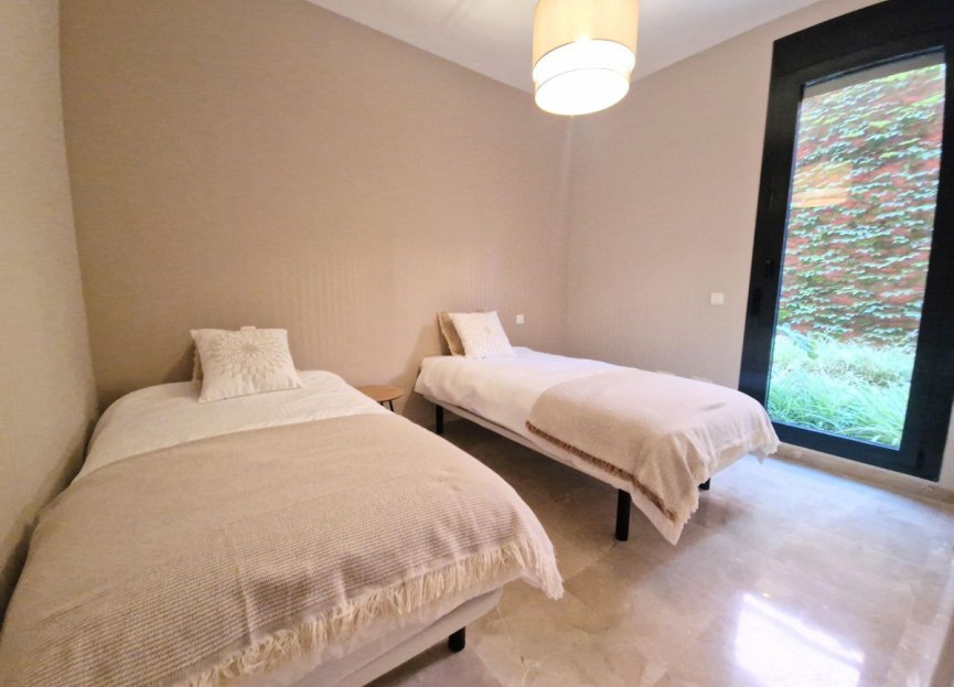 Resale - Apartment - Middle Floor Apartment - Mijas - Calahonda