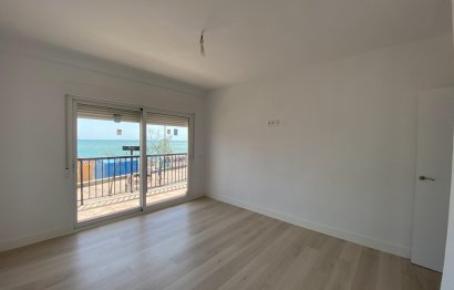 Resale - Apartment - Middle Floor Apartment - Fuengirola - Fuengirola Centro