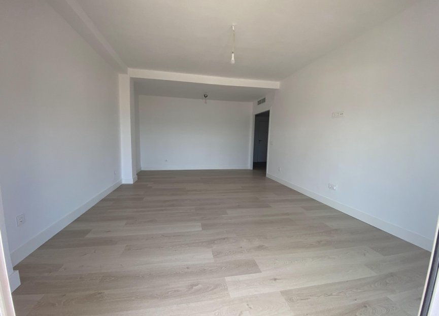 Resale - Apartment - Middle Floor Apartment - Fuengirola - Fuengirola Centro