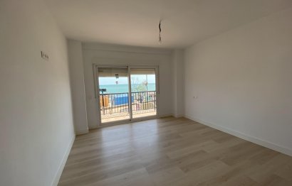 Resale - Apartment - Middle Floor Apartment - Fuengirola - Fuengirola Centro