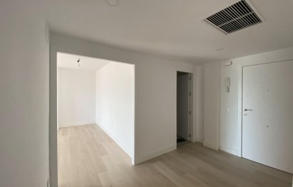 Resale - Apartment - Middle Floor Apartment - Fuengirola - Fuengirola Centro