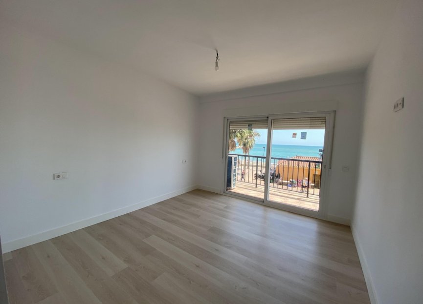 Resale - Apartment - Middle Floor Apartment - Fuengirola - Fuengirola Centro