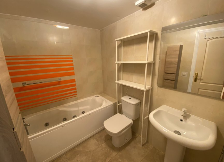 Resale - Apartment - Ground Floor Apartment - Fuengirola - Carvajal