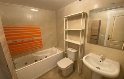 Resale - Apartment - Ground Floor Apartment - Fuengirola - Carvajal