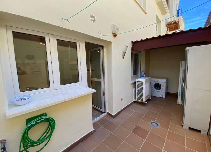 Resale - Apartment - Ground Floor Apartment - Fuengirola - Carvajal