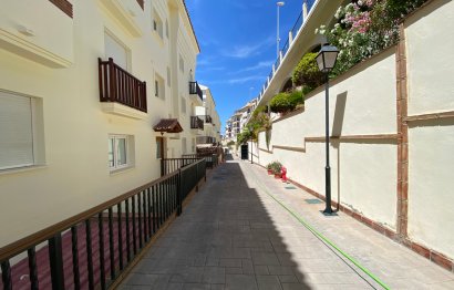 Resale - Apartment - Ground Floor Apartment - Fuengirola - Carvajal