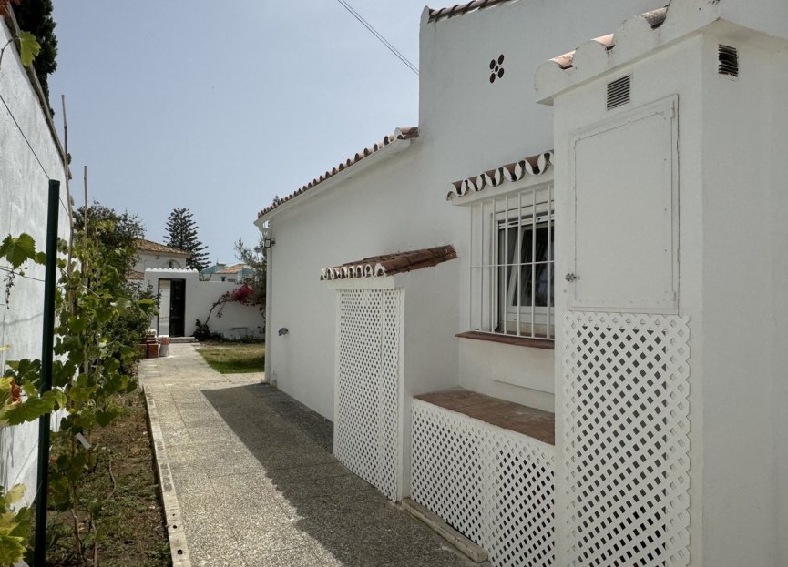 Reventa - House - Detached Villa - Estepona - Estepona Centro