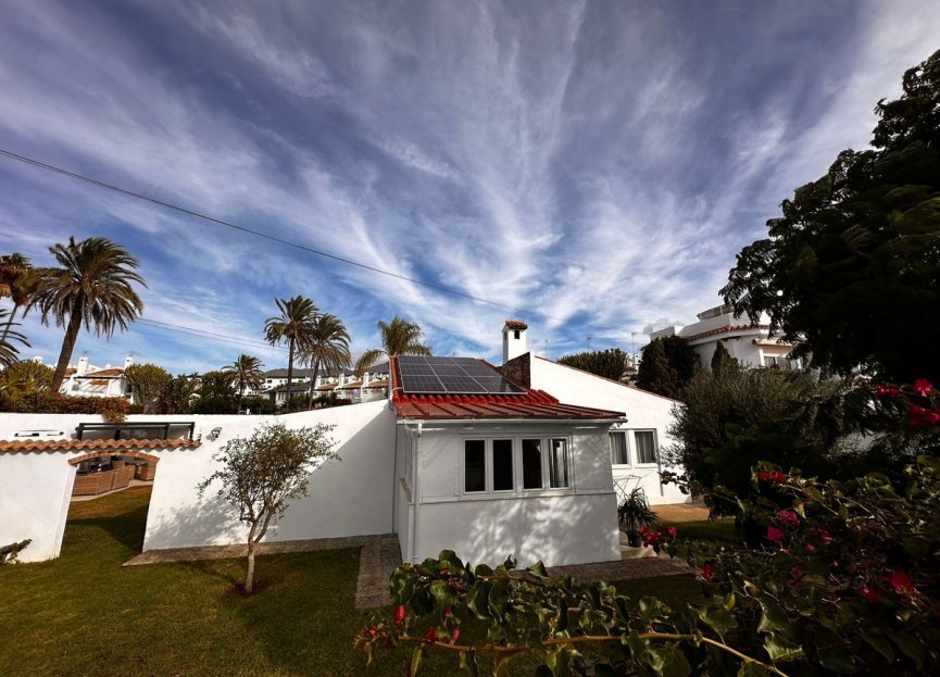 Reventa - House - Detached Villa - Estepona - Estepona Centro