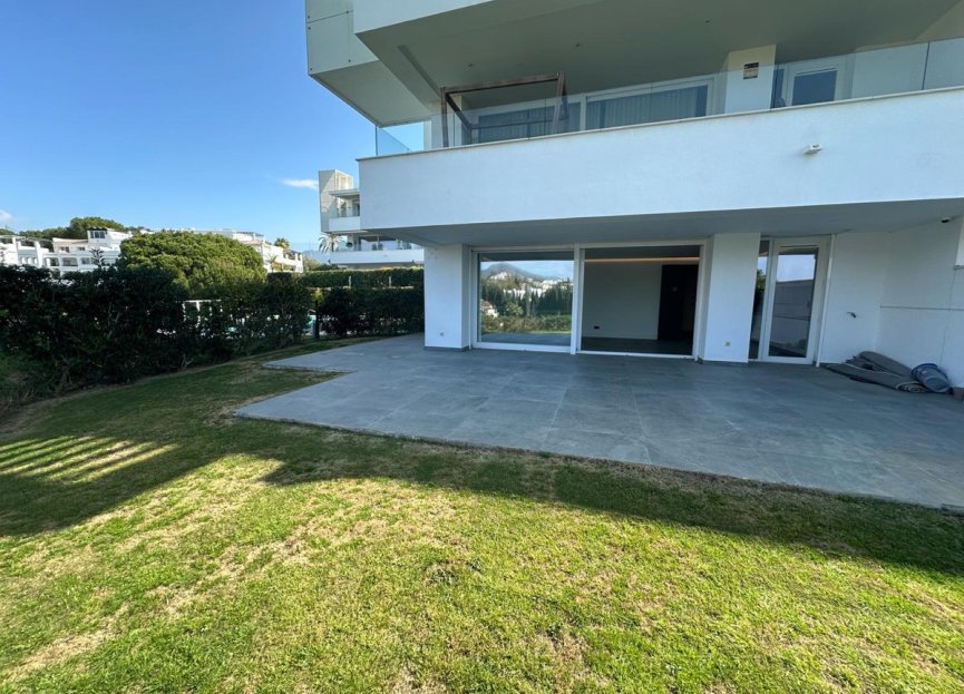 Resale - Apartment - Ground Floor Apartment - Benahavís - La Quinta