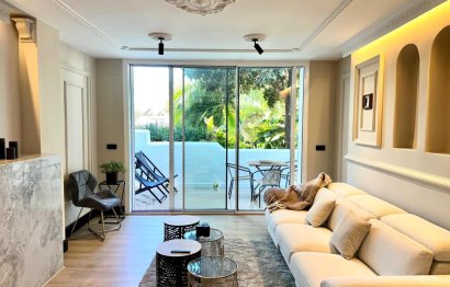 Resale - Apartment - Ground Floor Apartment - Marbella - The Golden Mile