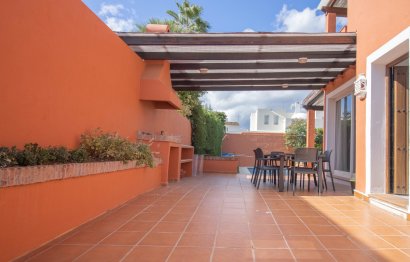 Reventa - House - Detached Villa - Marbella - Nueva Andalucia