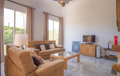 Reventa - House - Detached Villa - Marbella - Nueva Andalucia