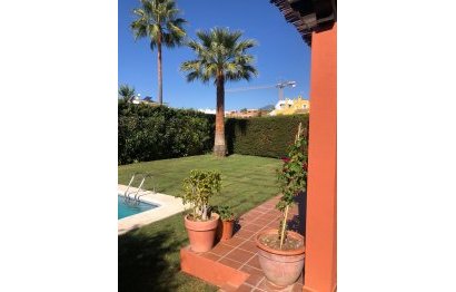 Reventa - House - Detached Villa - Marbella - Nueva Andalucia