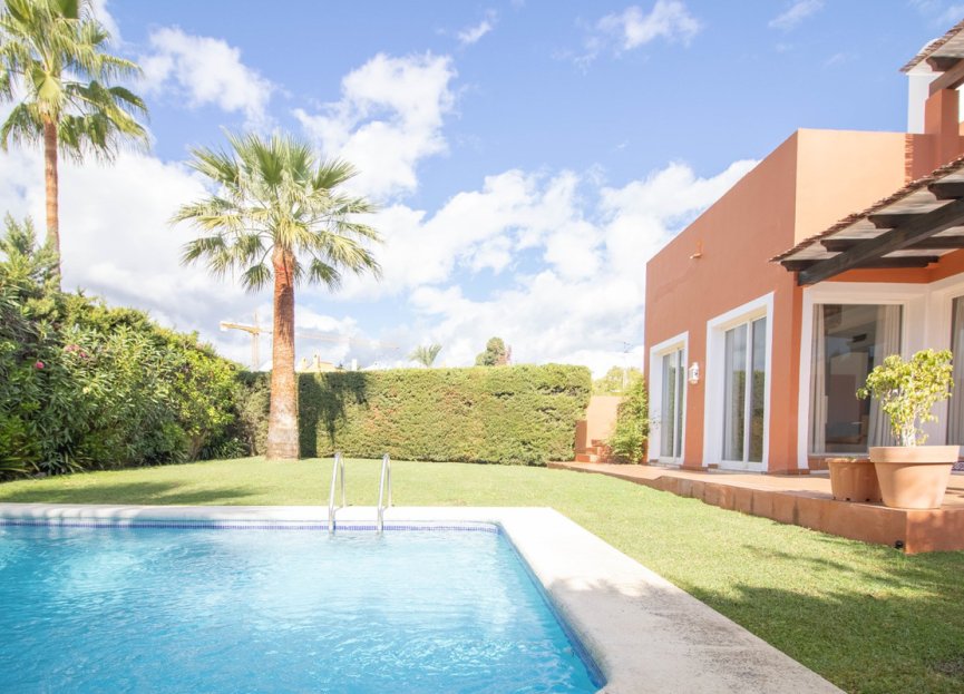 Reventa - House - Detached Villa - Marbella - Nueva Andalucia