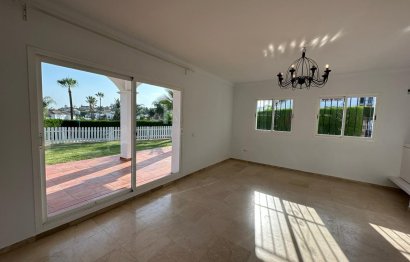 Reventa - House - Detached Villa - Marbella - Nueva Andalucia