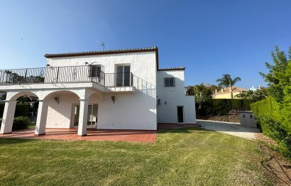 Reventa - House - Detached Villa - Marbella - Nueva Andalucia