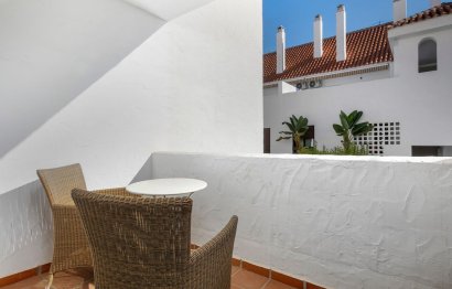 Resale - Apartment - Ground Floor Apartment - Marbella - Nueva Andalucia