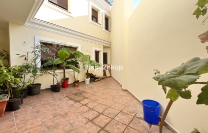 Resale - House - Townhouse - Estepona - Estepona Centro