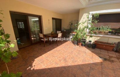 Resale - House - Townhouse - Estepona - Estepona Centro