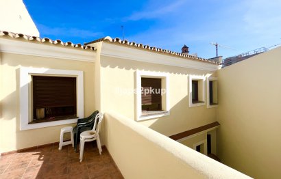 Resale - House - Townhouse - Estepona - Estepona Centro