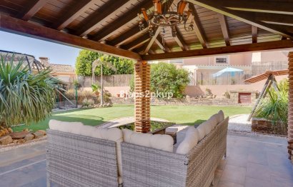 Reventa - House - Semi-Detached House - Estepona - Estepona Centro