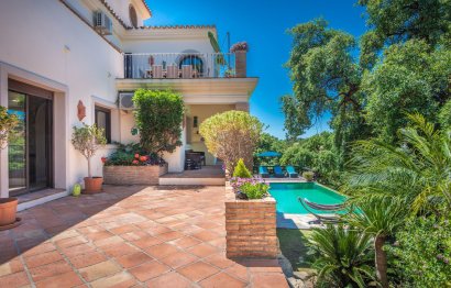 Resale - House - Detached Villa - Estepona - Estepona Centro