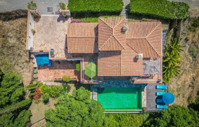 Resale - House - Detached Villa - Estepona - Estepona Centro