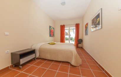 Resale - House - Detached Villa - Benahavís - Benahavís Centro