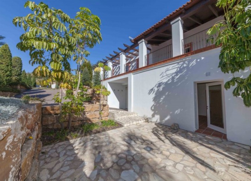 Resale - House - Detached Villa - Benahavís - Benahavís Centro