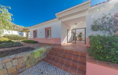 Resale - House - Detached Villa - Benahavís - Benahavís Centro