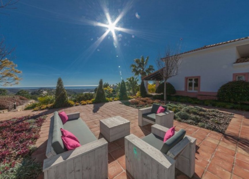 Resale - House - Detached Villa - Benahavís - Benahavís Centro